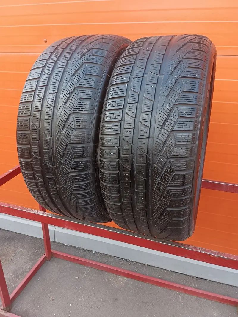 Пара б/у шин 255/45 R19 Pirelli Winter 240 Sottozero 2