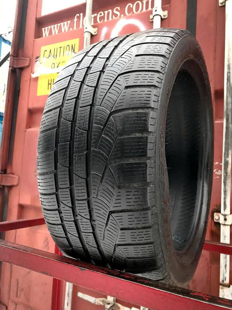 Б/у шина 255/45 R19 Pirelli Winter 240 Sottozero 2, фото 1
