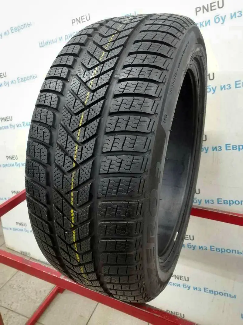 Б/у шина 255/45 R19 Pirelli Winter Sottozero 3
