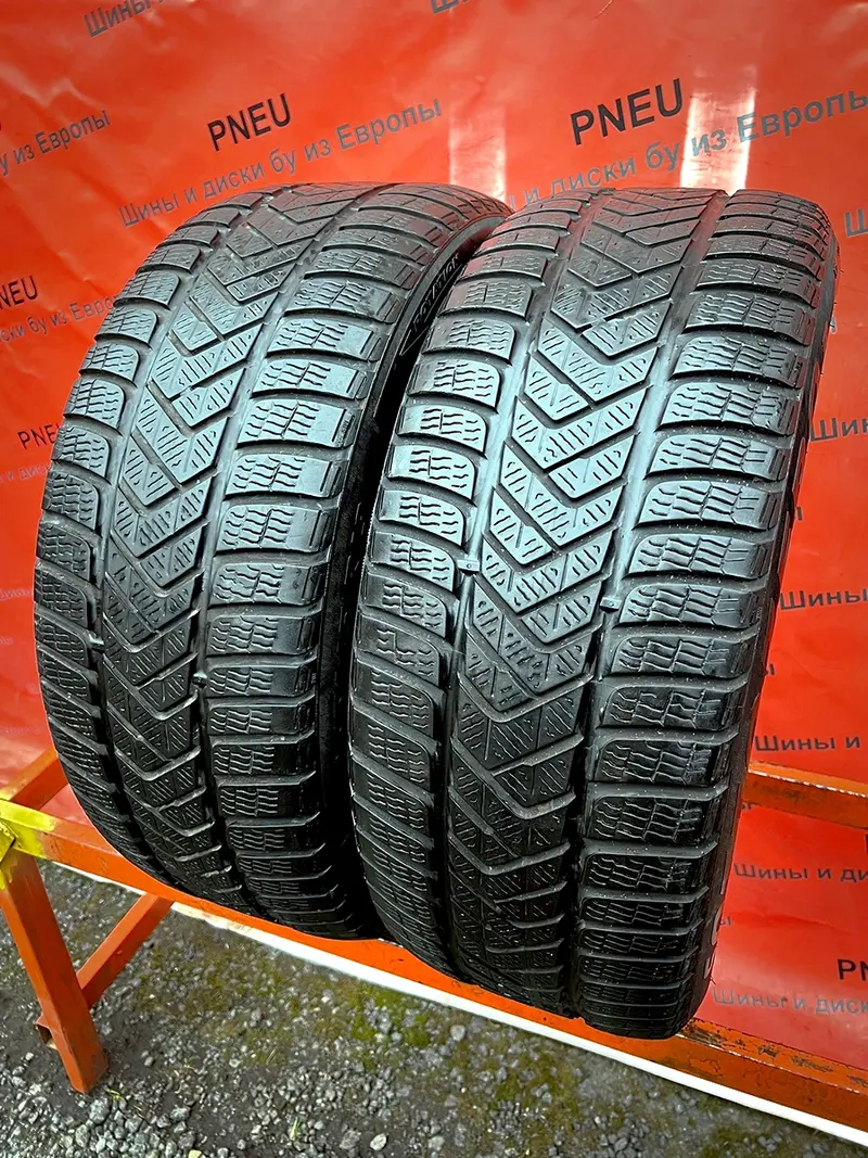 Пара б/у шин 255/45 R19 Pirelli Winter Sottozero 3