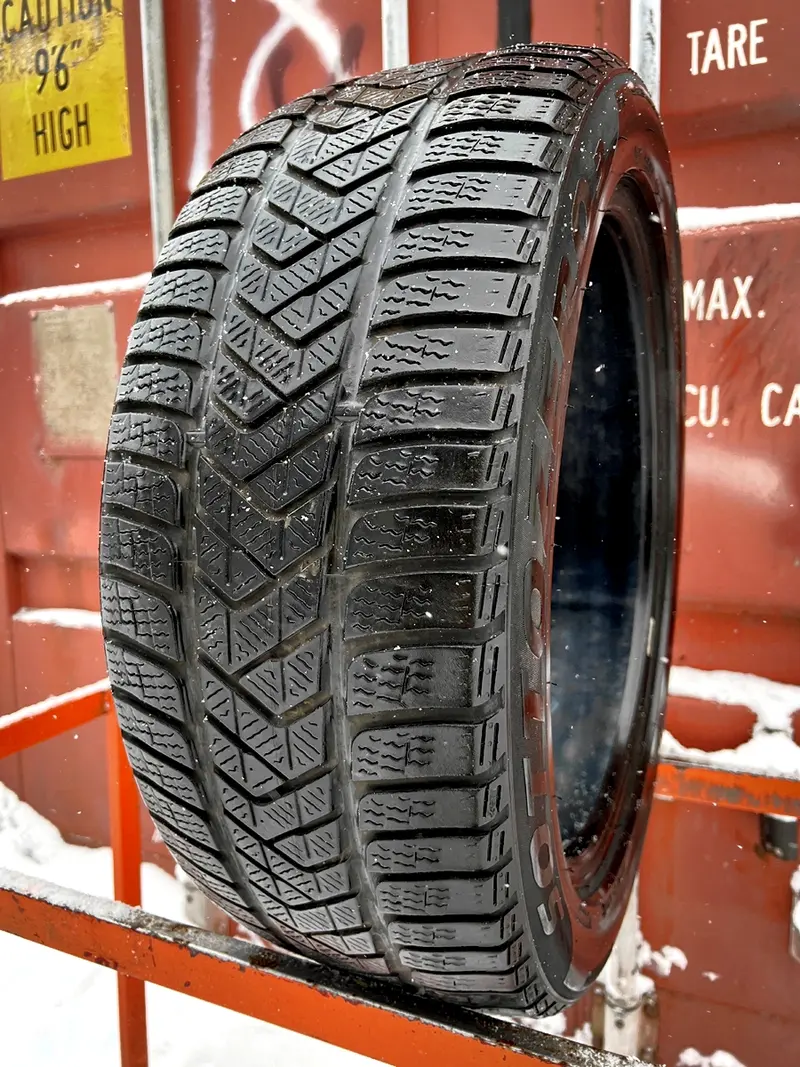 Б/у шина 255/45 R19 Pirelli Winter Sottozero 3, фото 1