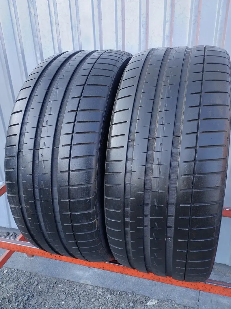 Пара б/у шин 255/45 R19 Vredestein Ultrac Vorti