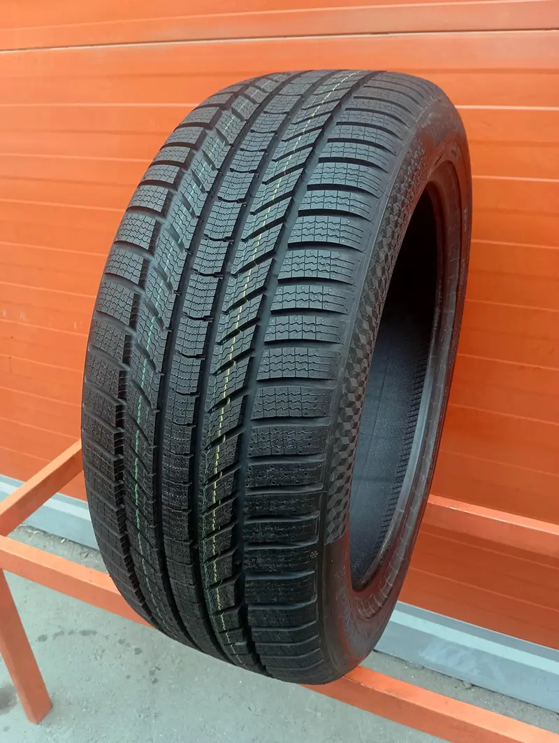 Б/у шина 255/45 R20 Continental ContiWinterContact TS 870 P