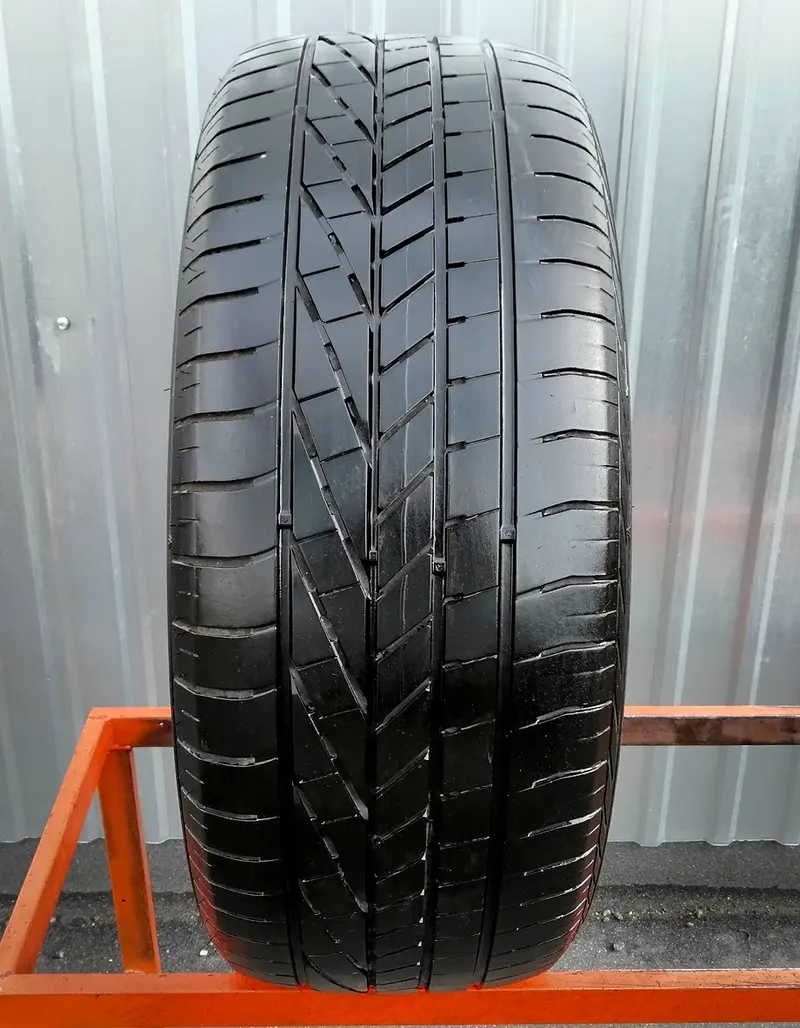 Б/у шина 255/45 R20 Goodyear Excellence