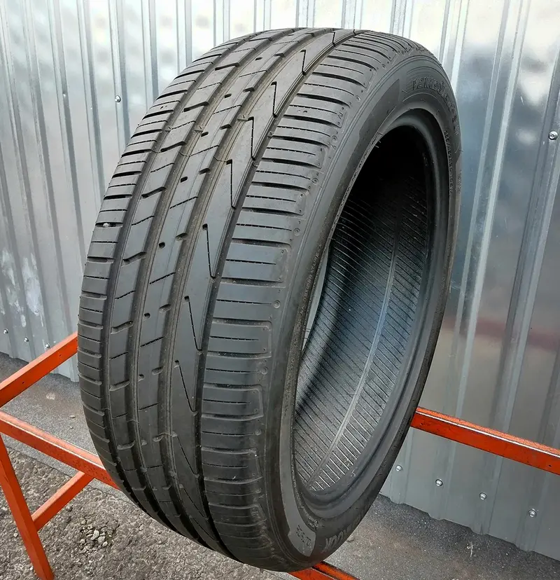 Б/у шина 255/45 R20 Hankook Ventus S1evo 2 SUV K117