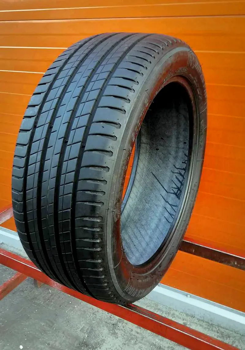 Б/у шина 255/45 R20 Michelin Latitude Sport 3