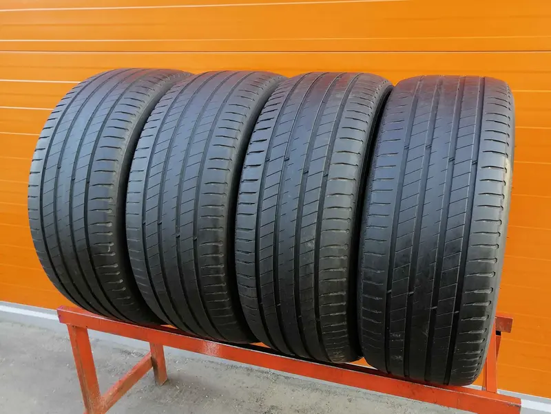 Комплект б/у шин 255/45 R20 Michelin Latitude Sport 3