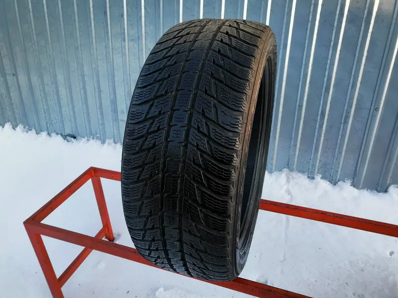 Б/у шина 255/45 R20 Nokian WR SUV 3