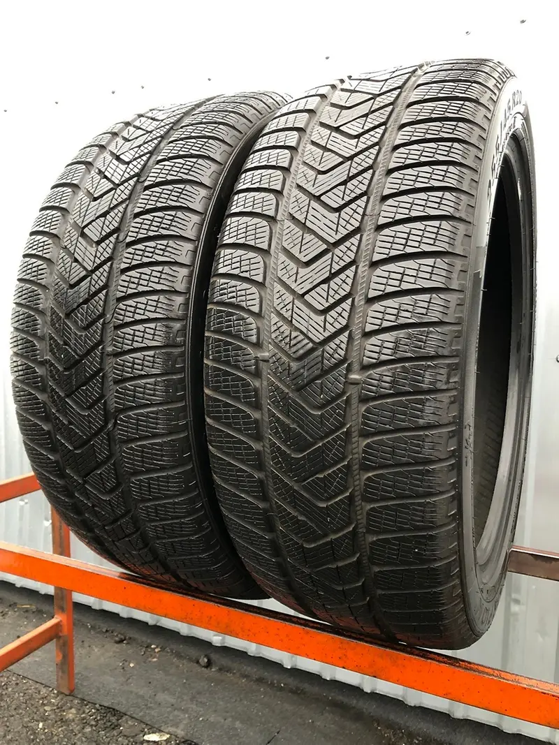 Пара б/у шин 255/45 R20 Pirelli Scorpion Winter