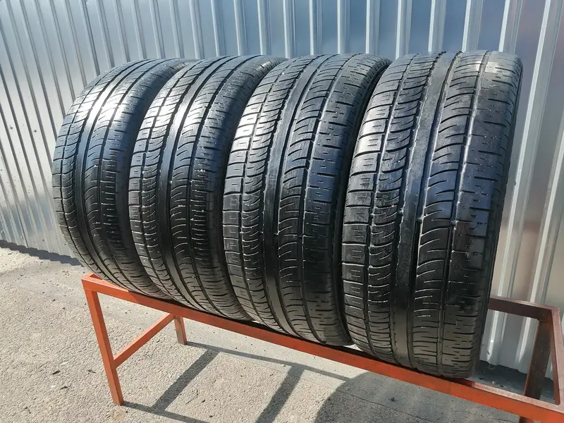 Комплект б/у шин 255/45 R20 Pirelli Scorpion Zero Asimmetrico