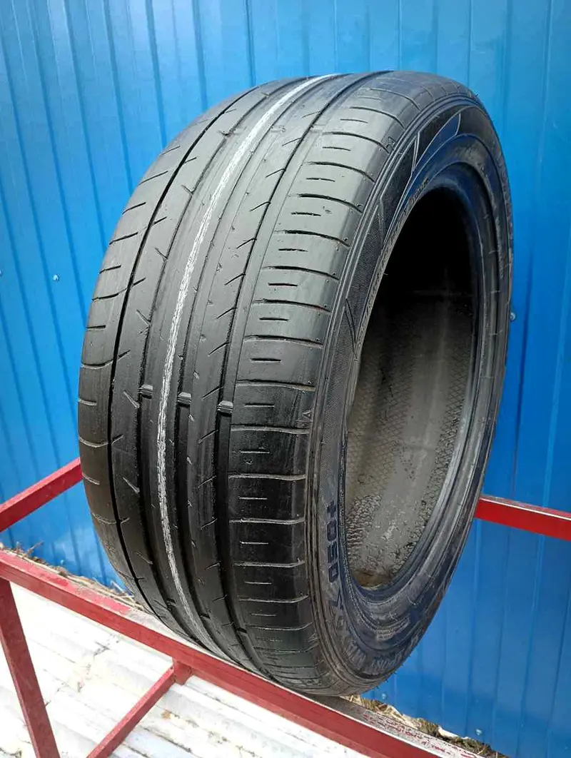 Б/у шина 255/50 R19 Dunlop SP Sport Maxx 050+