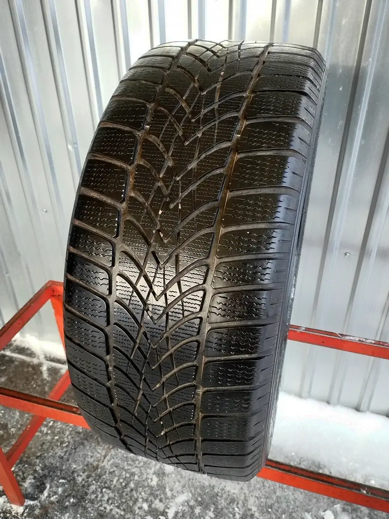 Б/у шина 255/50 R19 Dunlop SP Winter Sport 4D
