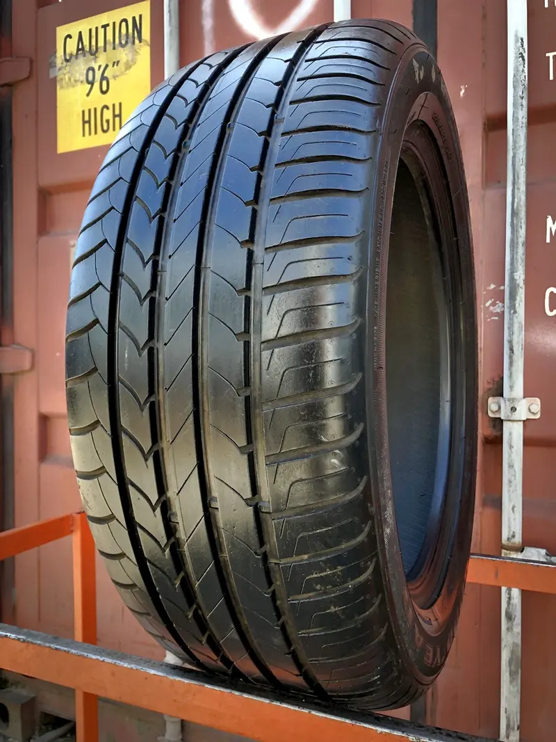 Б/у шина 255/50 R19 Goodyear EfficientGrip Run Flat, фото 1