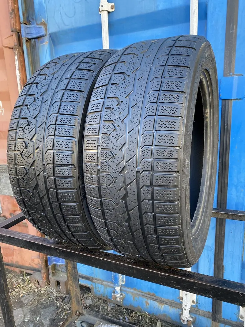 Пара б/у шин 255/50 R19 Kumho IZEN RV Asymmetric