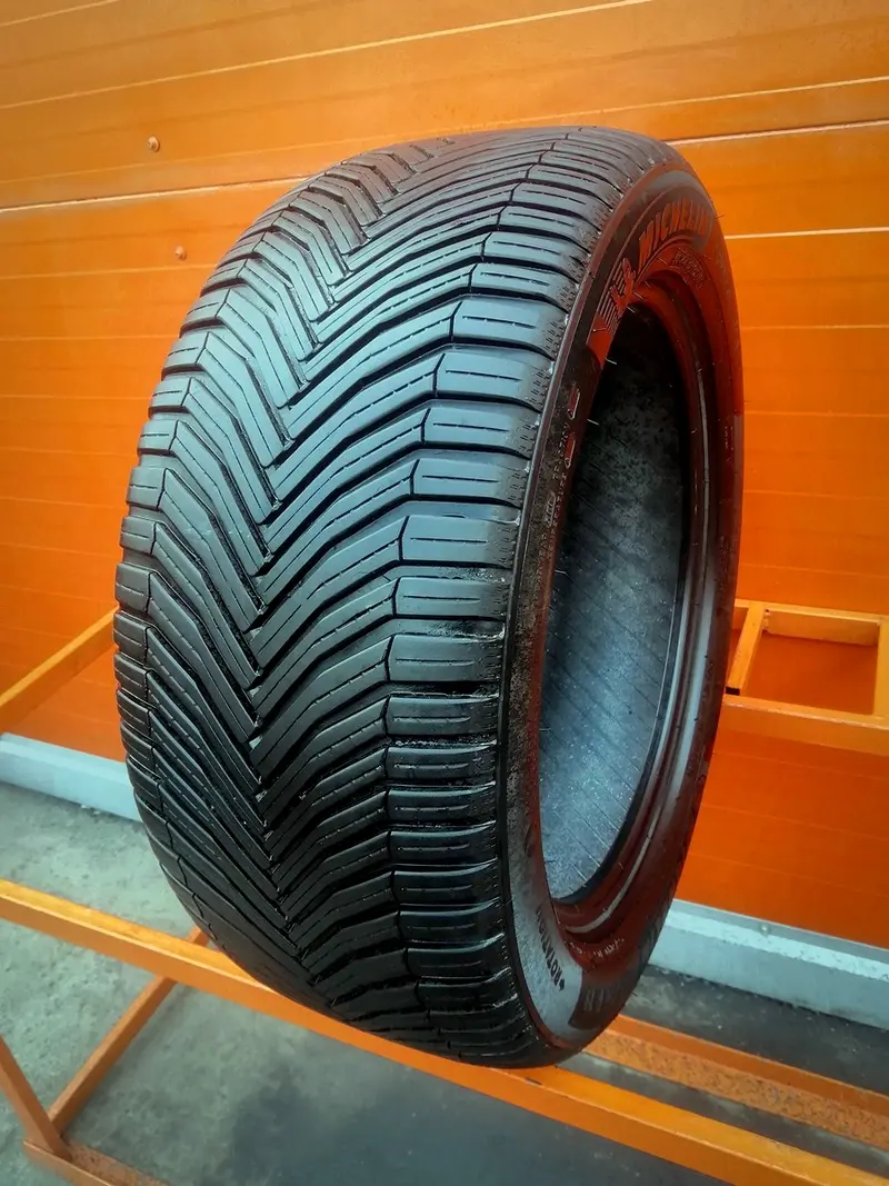 Б/у шина 255/50 R19 Michelin CrossClimate SUV