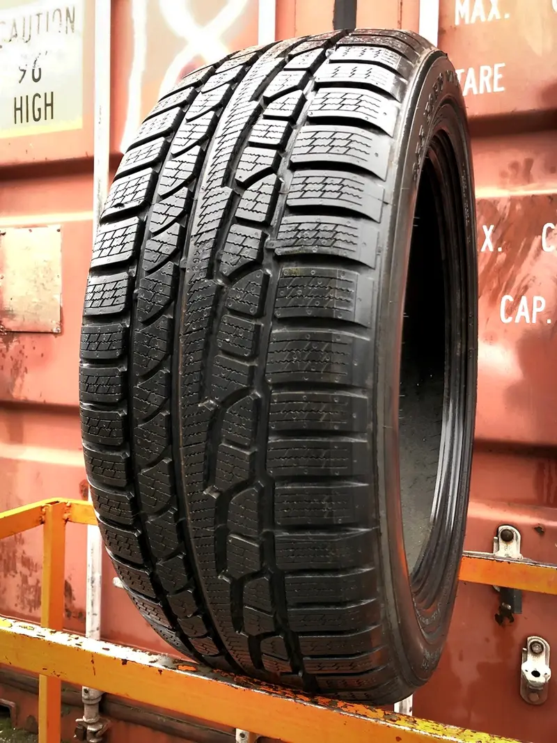 Б/у шина 255/50 R19 Nokian WR G2 SUV