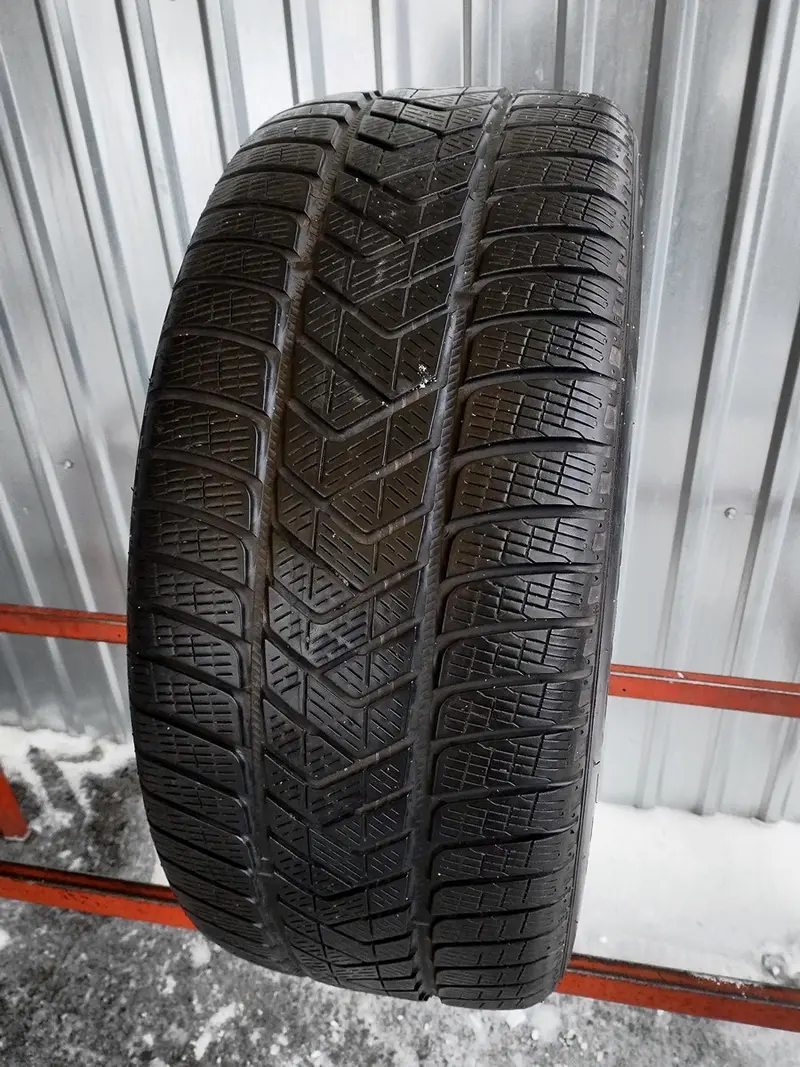 Б/у шина 255/50 R19 Pirelli Scorpion Winter