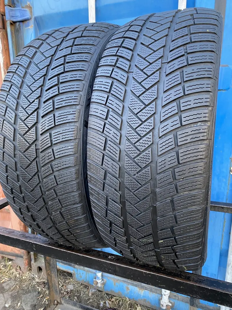 Пара б/у шин 255/50 R19 Vredestein Wintrac Pro
