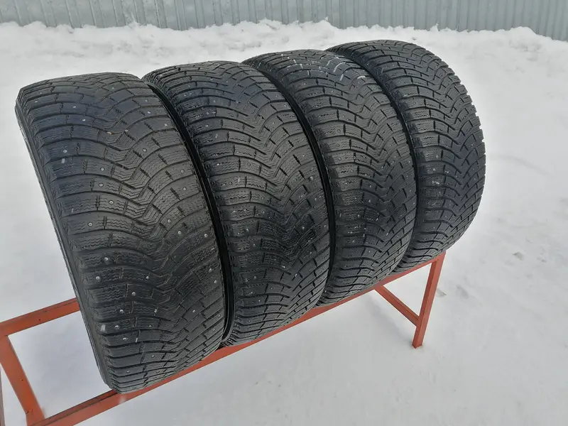 Комплект б/у шин 255/55 R18 Michelin Latitude X-Ice North 2