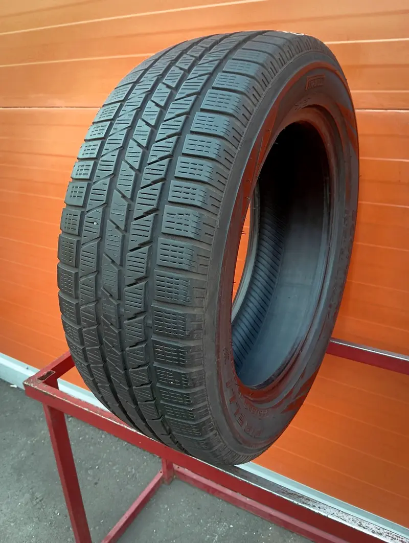 Б/у шина 255/55 R18 Pirelli Scorpion Ice & Snow