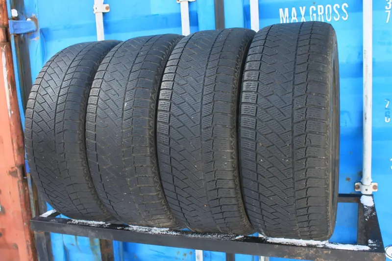Комплект б/у шин 255/55 R19 Continental ContiVikingContact 6