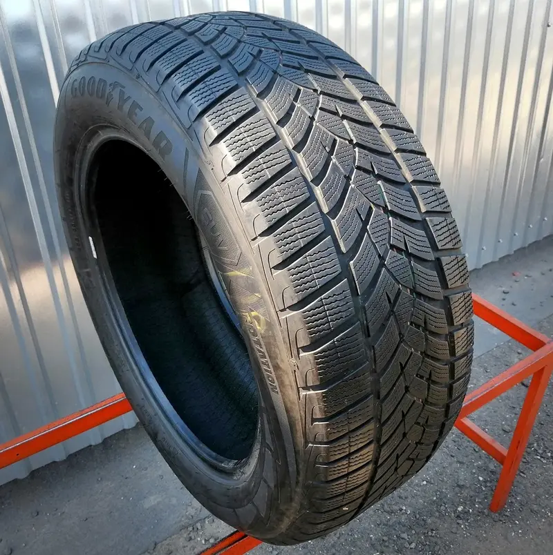 Б/у шина 255/55 R19 Goodyear Ultra Grip Perfomance GEN-1 SUV