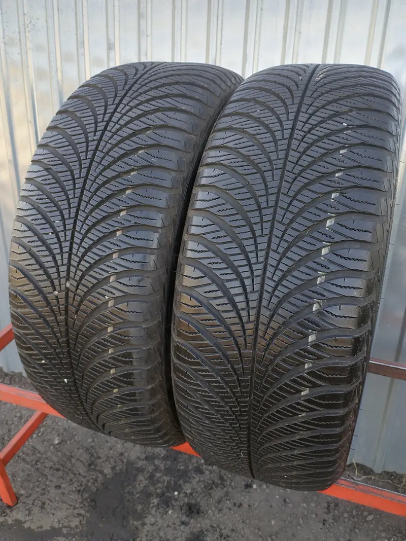 Пара б/у шин 255/55 R19 Goodyear Vector 4Seasons Gen-2, фото 1