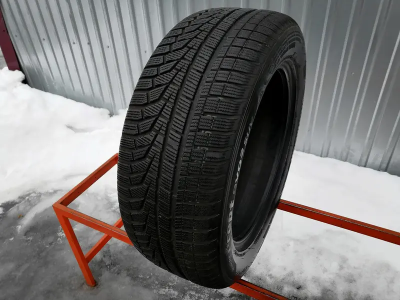 Б/у шина 255/55 R19 Hankook Winter I Cept Evo2 W320