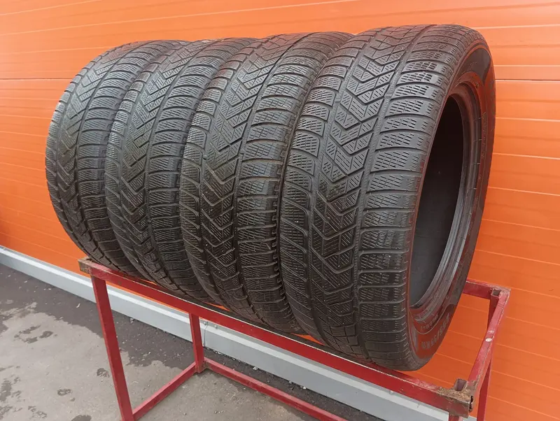 Комплект б/у шин 255/55 R19 Pirelli Scorpion Winter