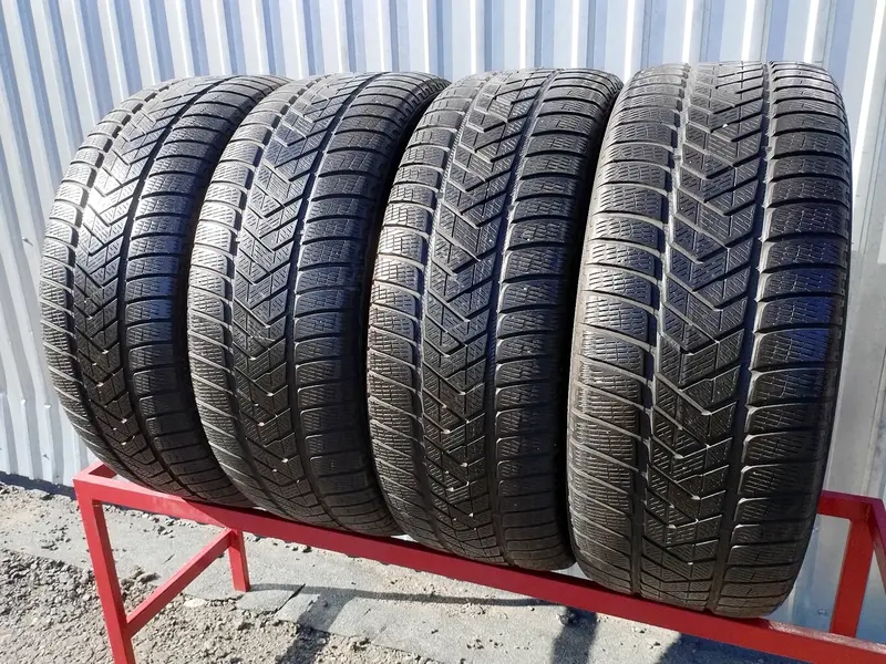 Комплект б/у шин 255/55 R19 Pirelli Scorpion Winter