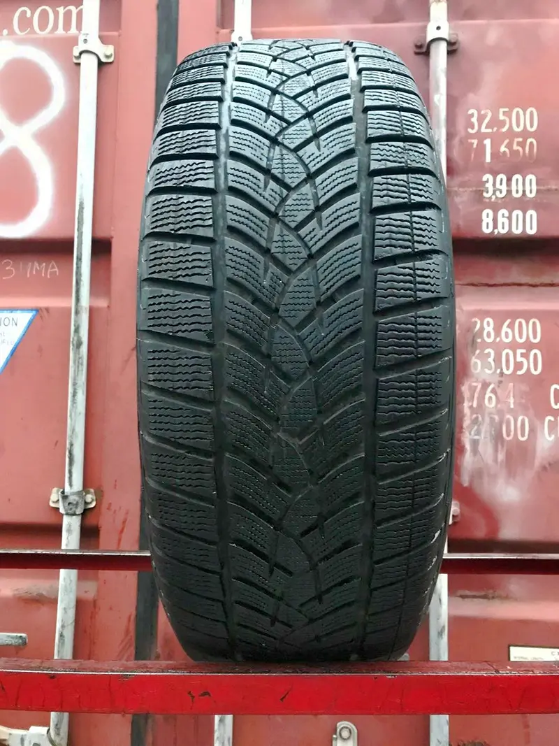 Б/у шина 255/55 R20 Goodyear Ultra Grip Perfomance GEN-1