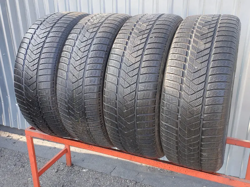 Комплект б/у шин 255/55 R20 Pirelli Scorpion Winter