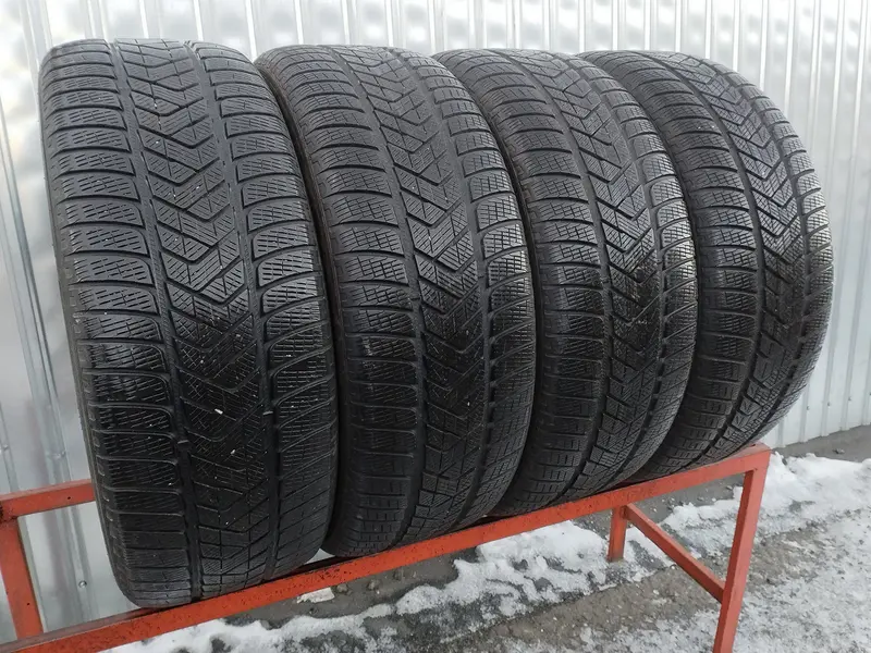 Комплект б/у шин 255/55 R20 Pirelli Scorpion Winter