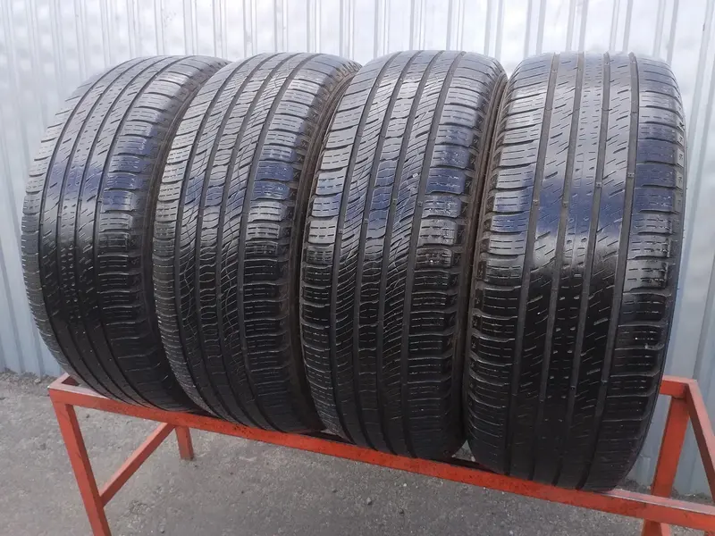Комплект б/у шин 255/60 R18 Kumho Crugen Premium KL33