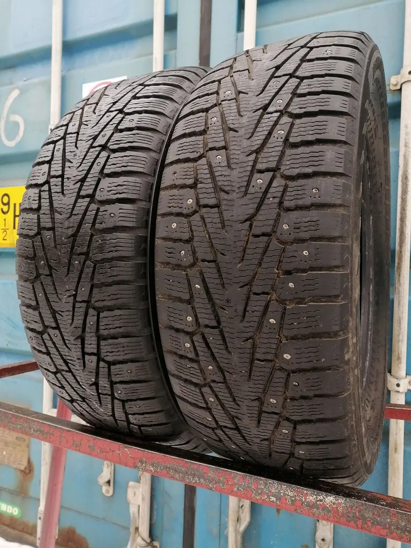 Пара б/у шин 255/60 R18 Nokian Hakkapeliitta 7 SUV