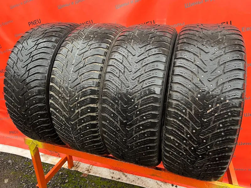 Комплект б/у шин 255/60 R18 Nokian Hakkapeliitta 8 SUV