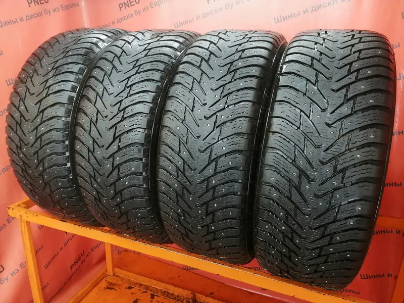 Комплект б/у шин 255/60 R18 Nokian Hakkapeliitta 8 SUV
