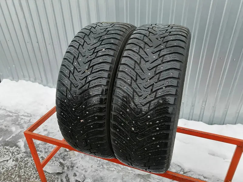 Пара б/у шин 255/60 R18 Nokian Hakkapeliitta 8 SUV