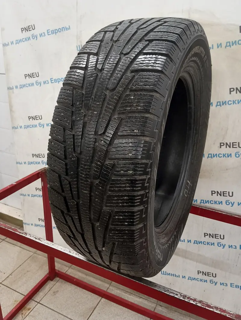 Б/у шина 255/60 R18 Nokian Hakkapeliitta R SUV