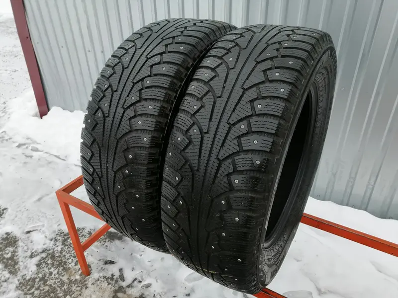 Пара б/у шин 255/60 R18 Nokian Hakkapeliitta SUV 5
