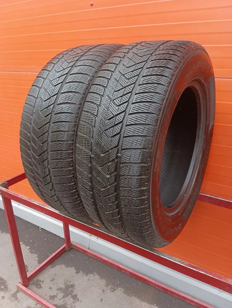 Пара б/у шин 255/60 R18 Pirelli Scorpion Winter