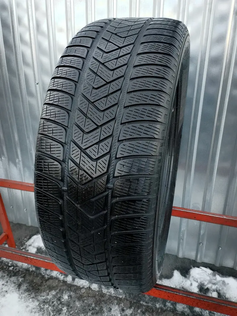 Б/у шина 255/60 R18 Pirelli Scorpion Winter, фото 1