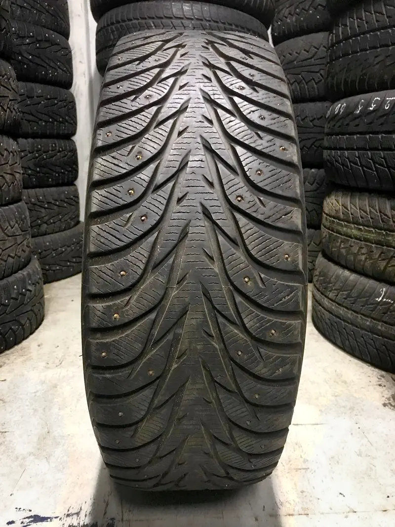 Б/у шина 255/60 R18 Yokohama Ice Guard IG35, фото 1