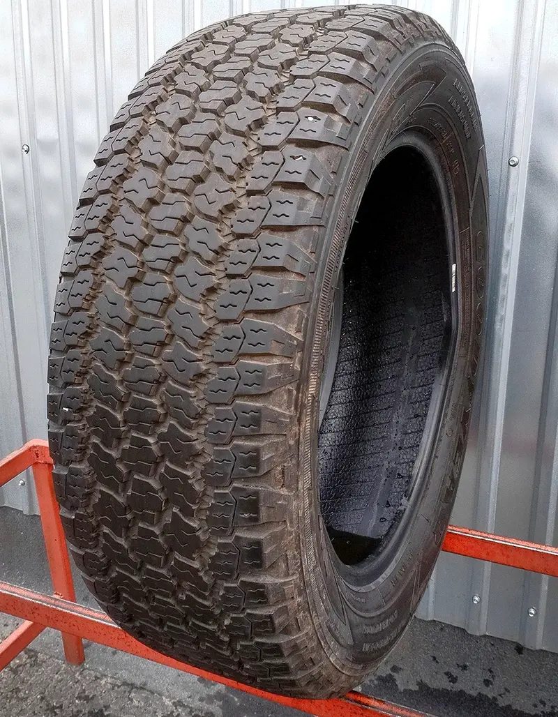Б/у шина 255/60 R20 Goodyear Wrangler All-Terrain Adventure, фото 1