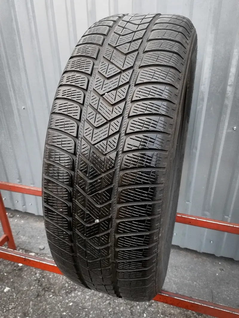 Б/у шина 255/60 R20 Pirelli Scorpion Winter
