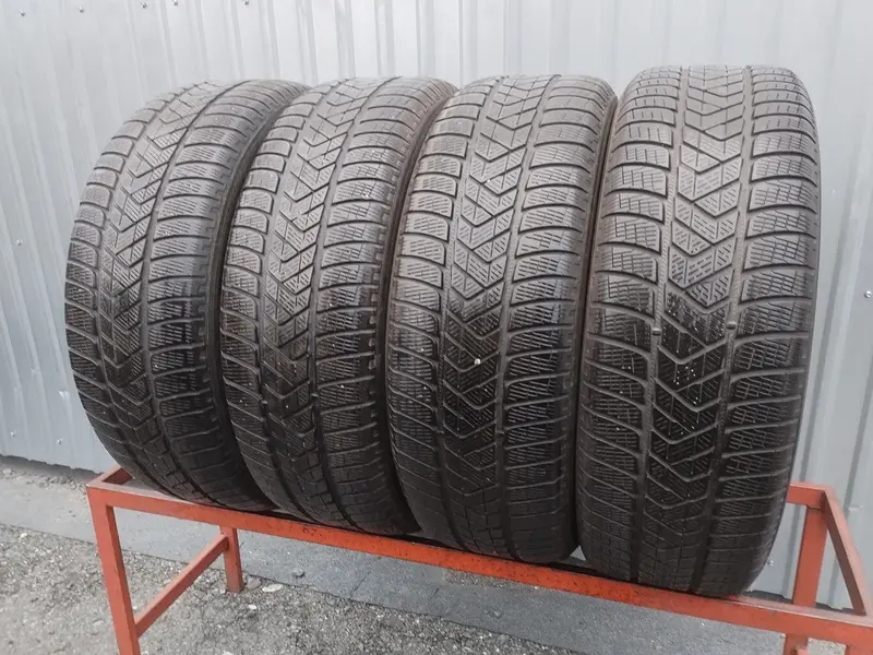 Комплект б/у шин 255/60 R20 Pirelli Scorpion Winter