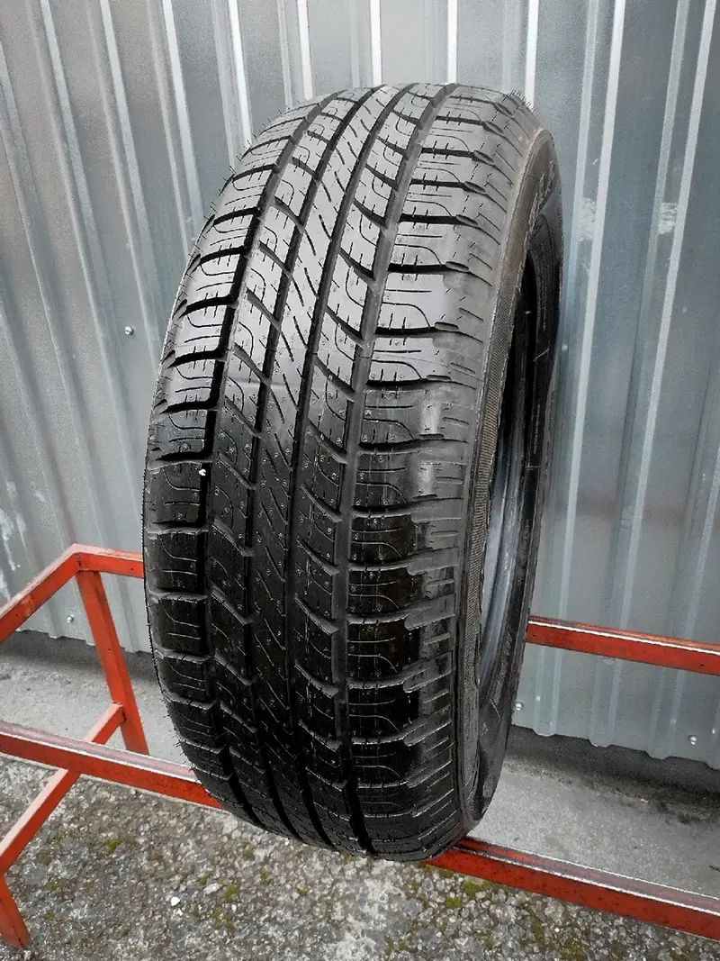 Б/у шина 255/65 R17 Goodyear Wrangler HP all weather