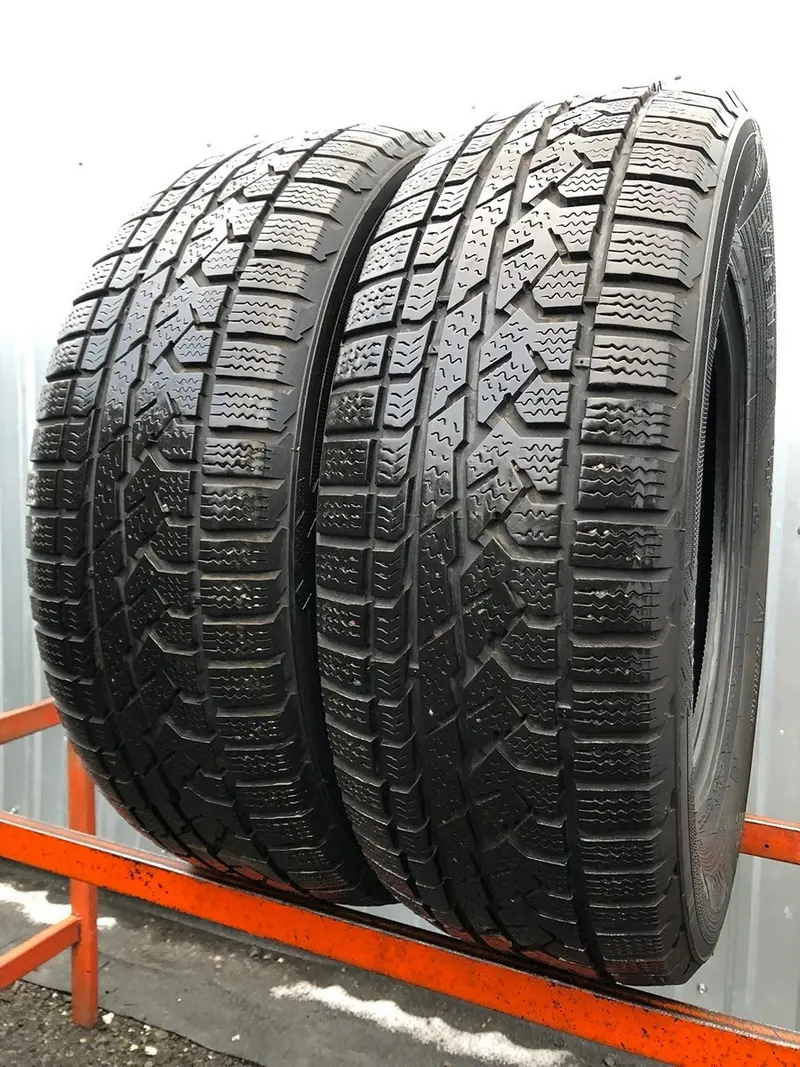Пара б/у шин 255/65 R17 Kumho I ZEN KC15