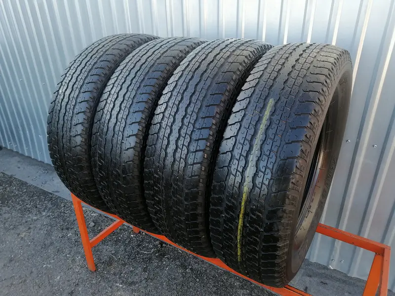 Комплект б/у шин 255/70 R18 Bridgestone Dueler H/T 840