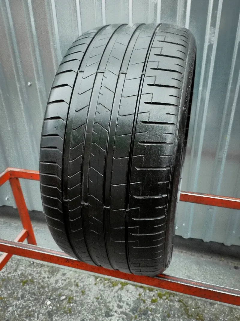 Б/у шина 265/30 R19 Pirelli P Zero PZ4